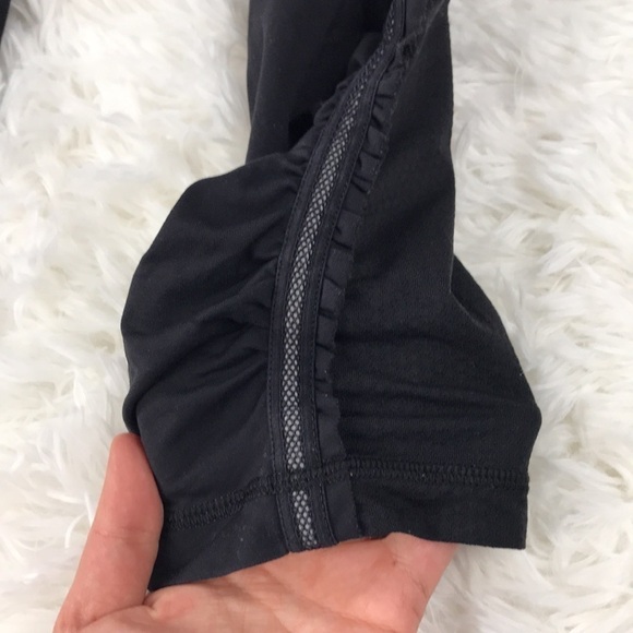 🔥$SALE$🔥 Lululemon Run: For Your Life Crop - Picture 2 of 8